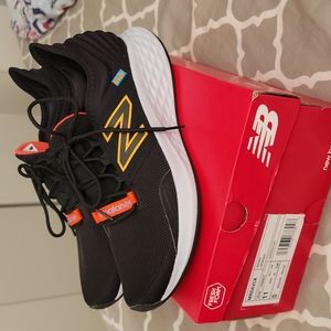 New Balance Fresh Foam ROAV Shoes